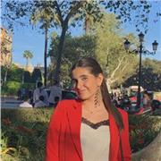 Responsable y organizada. Nativa con ganas de enseñar español a quien lo necesite